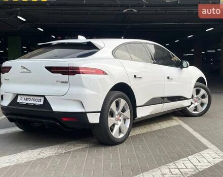 Белый Ягуар I-Pace, объемом двигателя 0 л и пробегом 78 тыс. км за 25990 $, фото 6 на Automoto.ua