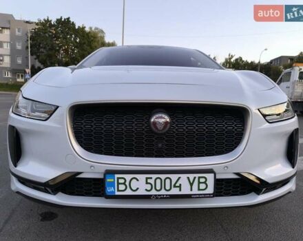 Белый Ягуар I-Pace, объемом двигателя 0 л и пробегом 65 тыс. км за 31800 $, фото 8 на Automoto.ua
