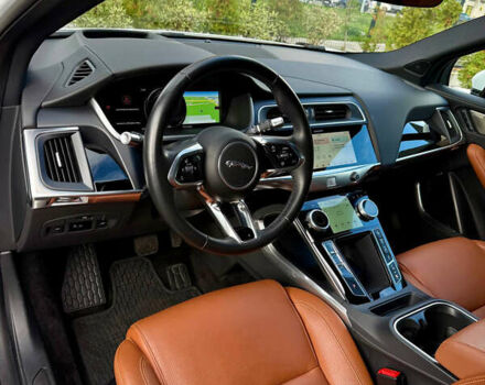 Белый Ягуар I-Pace, объемом двигателя 0 л и пробегом 37 тыс. км за 28900 $, фото 27 на Automoto.ua