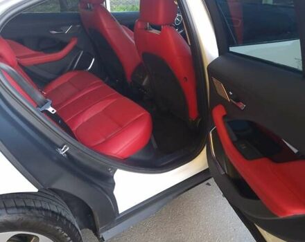 Білий Ягуар I-Pace, об'ємом двигуна 0 л та пробігом 41 тис. км за 27900 $, фото 23 на Automoto.ua