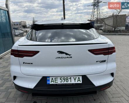 Белый Ягуар I-Pace, объемом двигателя 0 л и пробегом 99 тыс. км за 27999 $, фото 6 на Automoto.ua