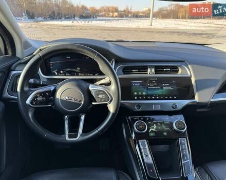 Белый Ягуар I-Pace, объемом двигателя 0 л и пробегом 81 тыс. км за 23500 $, фото 3 на Automoto.ua