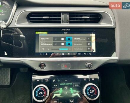 Белый Ягуар I-Pace, объемом двигателя 0 л и пробегом 105 тыс. км за 24999 $, фото 44 на Automoto.ua