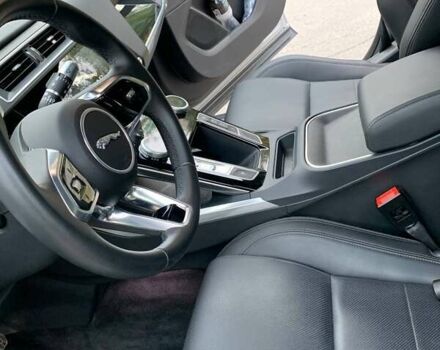 Белый Ягуар I-Pace, объемом двигателя 0 л и пробегом 23 тыс. км за 30800 $, фото 16 на Automoto.ua