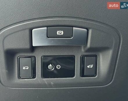 Белый Ягуар I-Pace, объемом двигателя 0 л и пробегом 117 тыс. км за 24990 $, фото 50 на Automoto.ua