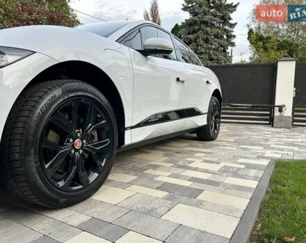 Белый Ягуар I-Pace, объемом двигателя 0 л и пробегом 101 тыс. км за 24700 $, фото 32 на Automoto.ua