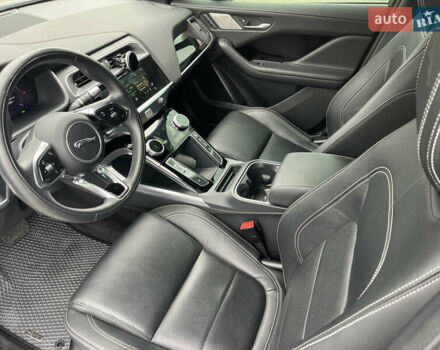 Белый Ягуар I-Pace, объемом двигателя 0 л и пробегом 58 тыс. км за 26500 $, фото 23 на Automoto.ua