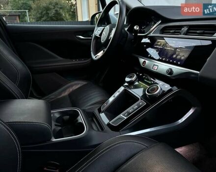 Белый Ягуар I-Pace, объемом двигателя 0 л и пробегом 101 тыс. км за 24700 $, фото 44 на Automoto.ua