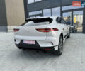 Белый Ягуар I-Pace, объемом двигателя 0 л и пробегом 75 тыс. км за 28700 $, фото 7 на Automoto.ua