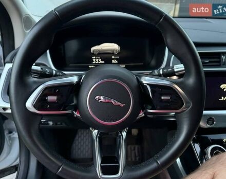 Белый Ягуар I-Pace, объемом двигателя 0 л и пробегом 101 тыс. км за 24700 $, фото 93 на Automoto.ua