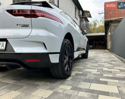 Белый Ягуар I-Pace, объемом двигателя 0 л и пробегом 101 тыс. км за 24700 $, фото 27 на Automoto.ua