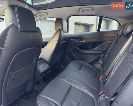 Білий Ягуар I-Pace, об'ємом двигуна 0 л та пробігом 117 тис. км за 24990 $, фото 47 на Automoto.ua
