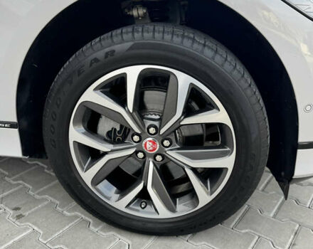 Белый Ягуар I-Pace, объемом двигателя 0 л и пробегом 75 тыс. км за 28700 $, фото 20 на Automoto.ua