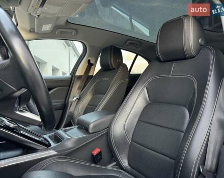 Белый Ягуар I-Pace, объемом двигателя 0 л и пробегом 117 тыс. км за 24990 $, фото 52 на Automoto.ua