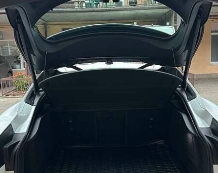 Білий Ягуар I-Pace, об'ємом двигуна 0 л та пробігом 106 тис. км за 27000 $, фото 9 на Automoto.ua