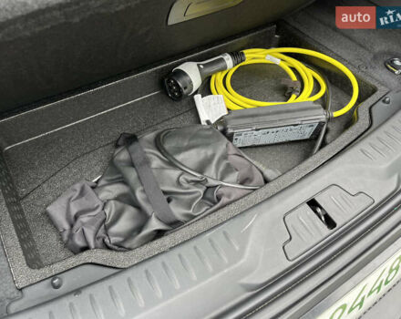 Білий Ягуар I-Pace, об'ємом двигуна 0 л та пробігом 57 тис. км за 28000 $, фото 16 на Automoto.ua