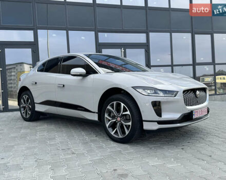 Белый Ягуар I-Pace, объемом двигателя 0 л и пробегом 75 тыс. км за 28700 $, фото 11 на Automoto.ua