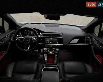 Белый Ягуар I-Pace, объемом двигателя 0 л и пробегом 44 тыс. км за 31999 $, фото 9 на Automoto.ua