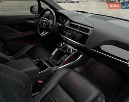 Белый Ягуар I-Pace, объемом двигателя 0 л и пробегом 44 тыс. км за 31999 $, фото 8 на Automoto.ua