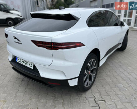 Белый Ягуар I-Pace, объемом двигателя 0 л и пробегом 57 тыс. км за 27500 $, фото 4 на Automoto.ua