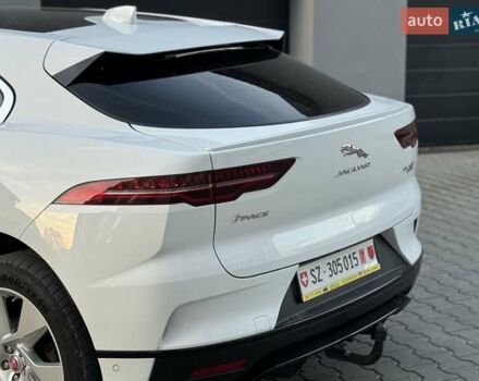 Белый Ягуар I-Pace, объемом двигателя 0 л и пробегом 117 тыс. км за 24990 $, фото 40 на Automoto.ua