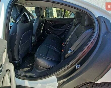 Белый Ягуар I-Pace, объемом двигателя 0 л и пробегом 29 тыс. км за 18500 $, фото 10 на Automoto.ua