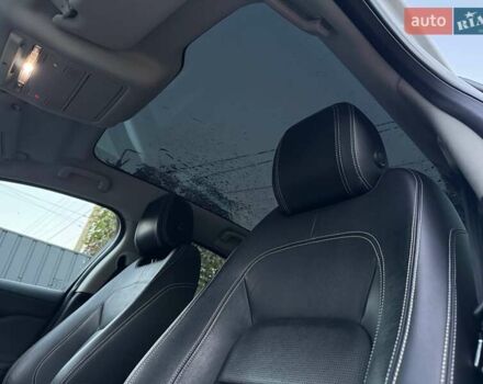 Белый Ягуар I-Pace, объемом двигателя 0 л и пробегом 101 тыс. км за 24700 $, фото 96 на Automoto.ua