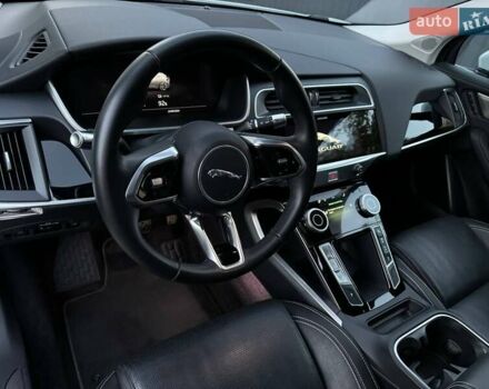 Белый Ягуар I-Pace, объемом двигателя 0 л и пробегом 101 тыс. км за 24700 $, фото 94 на Automoto.ua