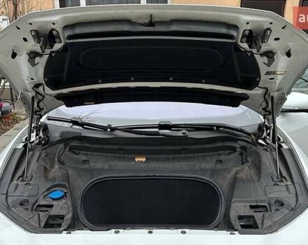 Білий Ягуар I-Pace, об'ємом двигуна 0 л та пробігом 106 тис. км за 27000 $, фото 4 на Automoto.ua