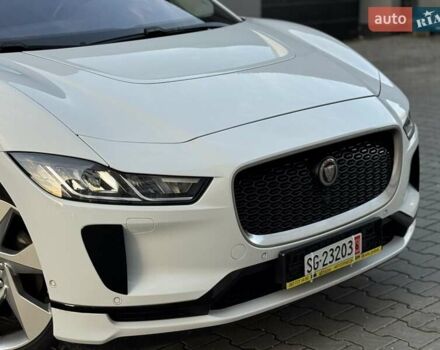 Білий Ягуар I-Pace, об'ємом двигуна 0 л та пробігом 117 тис. км за 24990 $, фото 5 на Automoto.ua