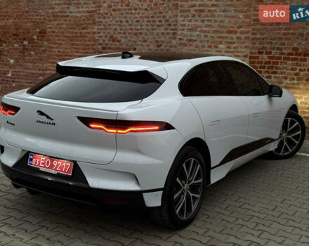 Белый Ягуар I-Pace, объемом двигателя 0 л и пробегом 44 тыс. км за 31999 $, фото 2 на Automoto.ua