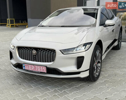 Белый Ягуар I-Pace, объемом двигателя 0 л и пробегом 75 тыс. км за 28700 $, фото 14 на Automoto.ua
