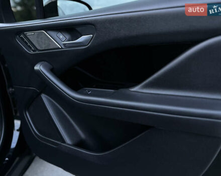 Белый Ягуар I-Pace, объемом двигателя 0 л и пробегом 41 тыс. км за 31100 $, фото 32 на Automoto.ua