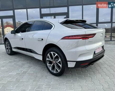 Белый Ягуар I-Pace, объемом двигателя 0 л и пробегом 75 тыс. км за 28700 $, фото 5 на Automoto.ua