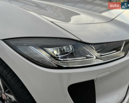 Белый Ягуар I-Pace, объемом двигателя 0 л и пробегом 75 тыс. км за 28700 $, фото 19 на Automoto.ua