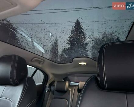 Белый Ягуар I-Pace, объемом двигателя 0 л и пробегом 101 тыс. км за 24700 $, фото 41 на Automoto.ua