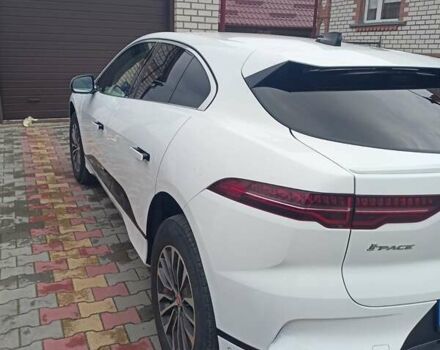 Белый Ягуар I-Pace, объемом двигателя 0 л и пробегом 118 тыс. км за 25800 $, фото 5 на Automoto.ua