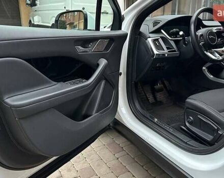 Білий Ягуар I-Pace, об'ємом двигуна 0 л та пробігом 106 тис. км за 27000 $, фото 3 на Automoto.ua