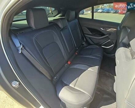 Белый Ягуар I-Pace, объемом двигателя 0 л и пробегом 32 тыс. км за 10000 $, фото 8 на Automoto.ua