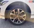 Белый Ягуар I-Pace, объемом двигателя 0 л и пробегом 61 тыс. км за 27400 $, фото 8 на Automoto.ua