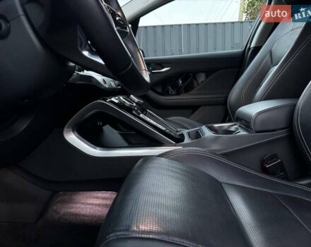 Белый Ягуар I-Pace, объемом двигателя 0 л и пробегом 101 тыс. км за 24700 $, фото 88 на Automoto.ua