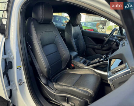 Білий Ягуар I-Pace, об'ємом двигуна 0 л та пробігом 133 тис. км за 31500 $, фото 6 на Automoto.ua