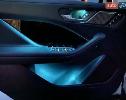 Белый Ягуар I-Pace, объемом двигателя 0 л и пробегом 45 тыс. км за 28700 $, фото 26 на Automoto.ua