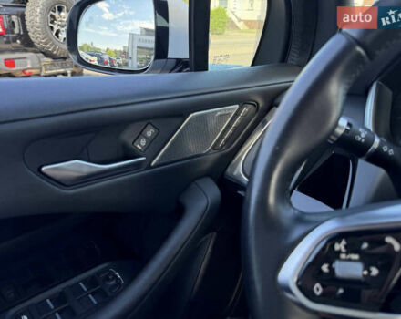 Білий Ягуар I-Pace, об'ємом двигуна 0 л та пробігом 133 тис. км за 31500 $, фото 11 на Automoto.ua