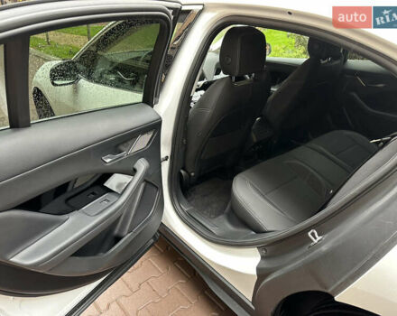 Білий Ягуар I-Pace, об'ємом двигуна 0 л та пробігом 79 тис. км за 32900 $, фото 31 на Automoto.ua