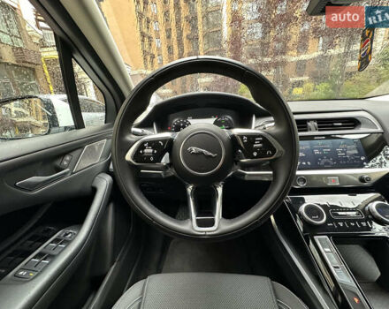 Білий Ягуар I-Pace, об'ємом двигуна 0 л та пробігом 79 тис. км за 32900 $, фото 38 на Automoto.ua