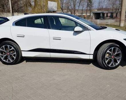 Белый Ягуар I-Pace, объемом двигателя 0 л и пробегом 80 тыс. км за 26190 $, фото 47 на Automoto.ua