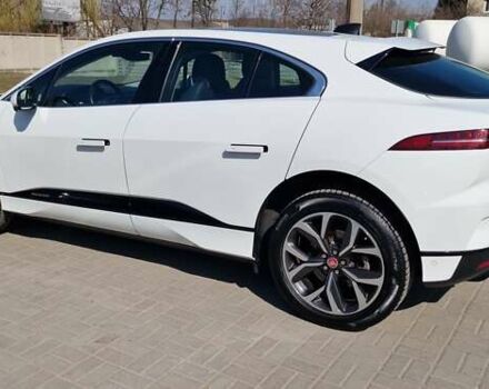 Белый Ягуар I-Pace, объемом двигателя 0 л и пробегом 80 тыс. км за 26190 $, фото 32 на Automoto.ua
