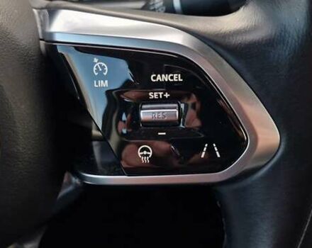 Белый Ягуар I-Pace, объемом двигателя 0 л и пробегом 80 тыс. км за 26190 $, фото 125 на Automoto.ua