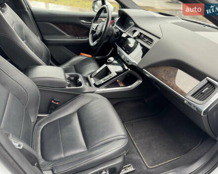 Белый Ягуар I-Pace, объемом двигателя 0 л и пробегом 80 тыс. км за 34500 $, фото 10 на Automoto.ua